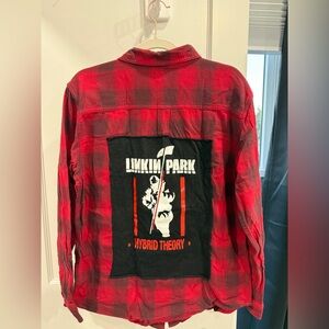 Columbia Red Checkered Graphic Button Down Shirt